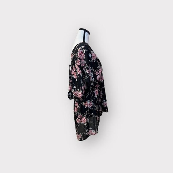 NWOT Women’s Torrid Black Floral Babydoll Georgette Surplice Top 2 2X 2XL XXL - Picture 5 of 11